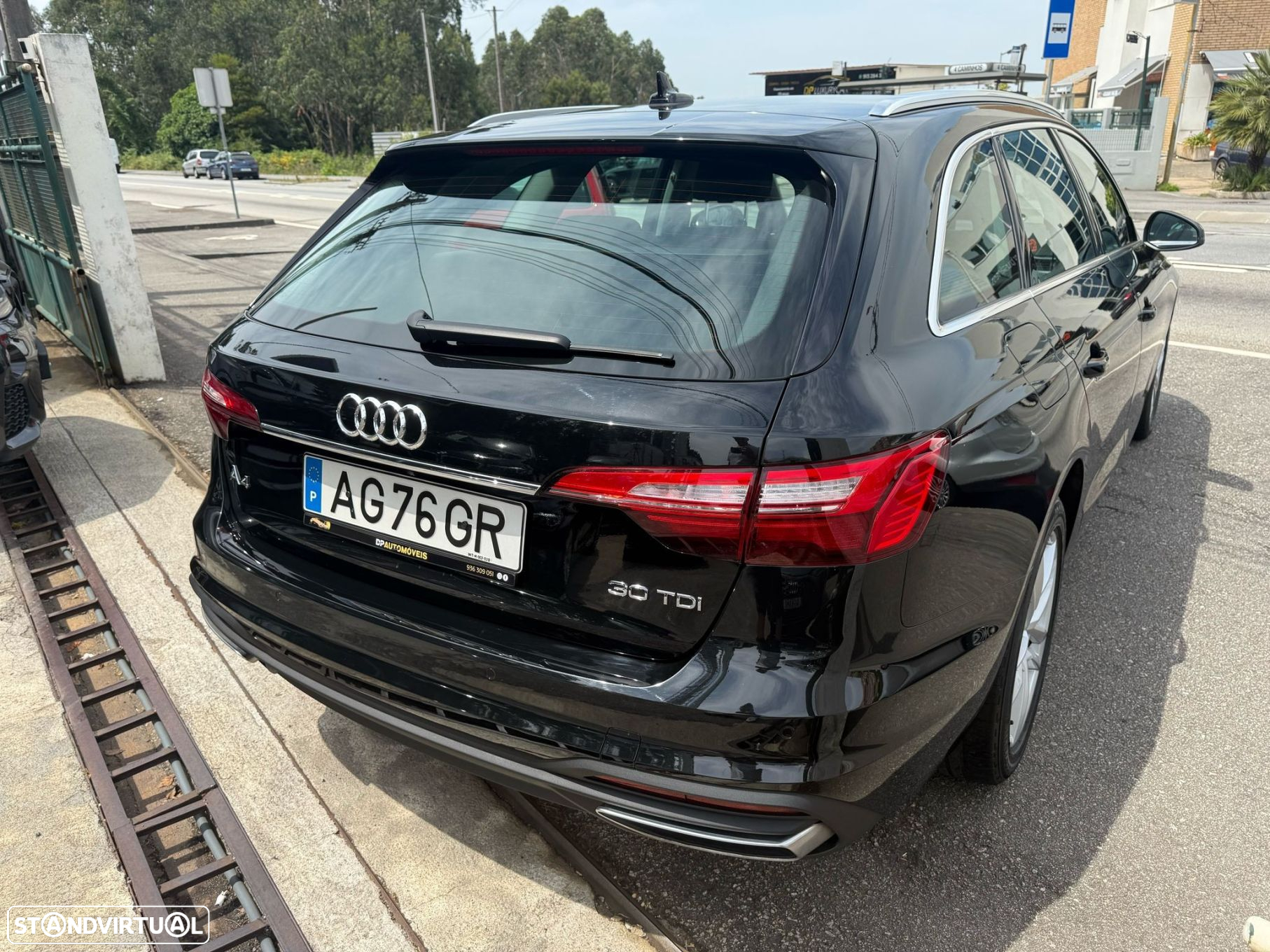 Audi A4 Avant 30 TDI S tronic - 2