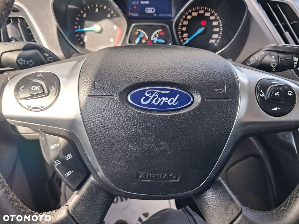 Ford Kuga 2.0 TDCi 4x4 Titanium - 11