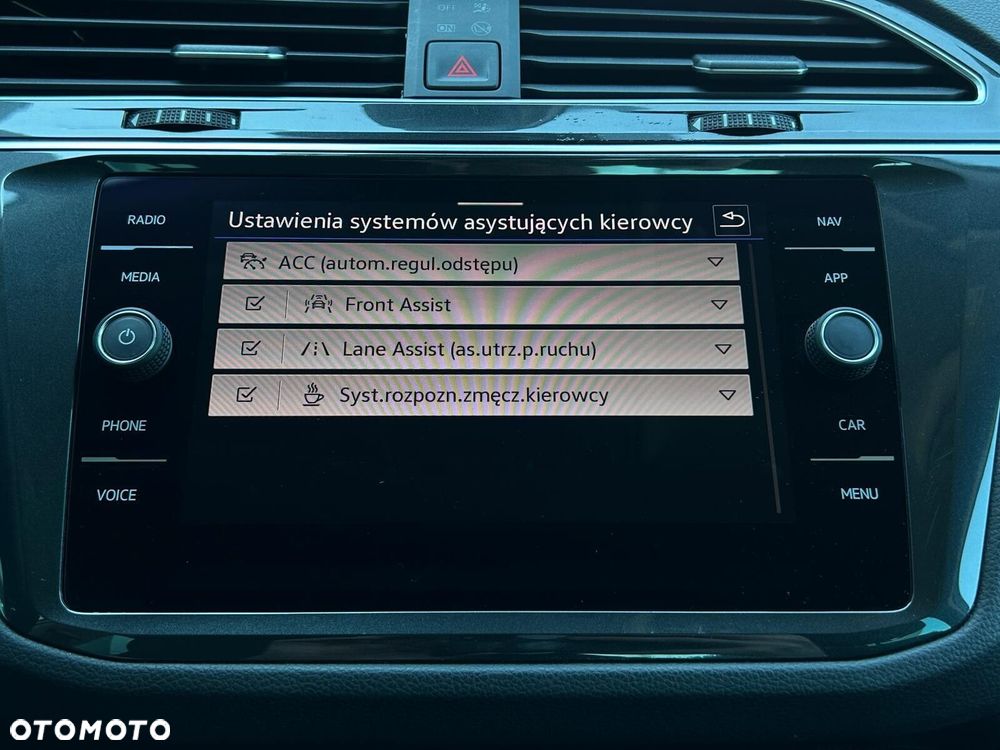 Volkswagen Tiguan 2.0 TSI 4Mot Life DSG - 30