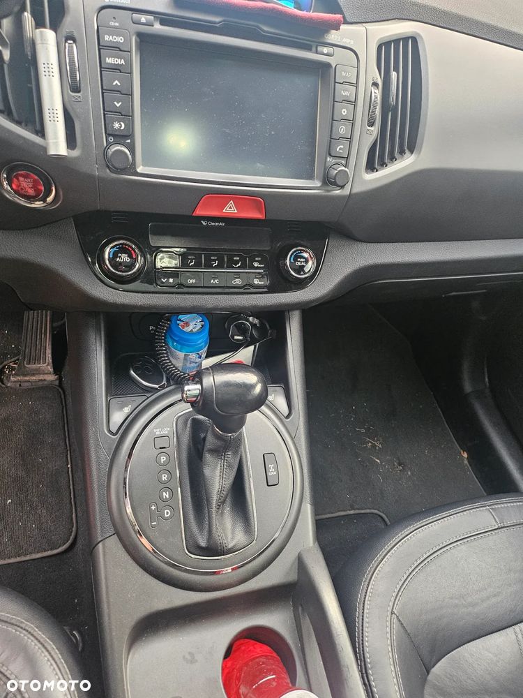 Kia Sportage 2.0 CRDI AWD Vision - 10