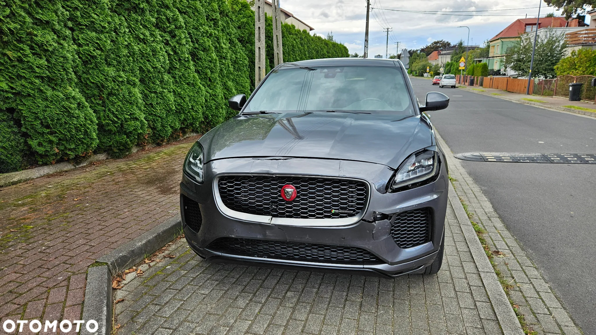 Jaguar E-Pace 2.0 i4D FWD R-Dynamic S - 25