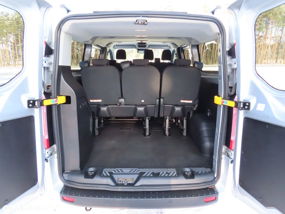 Ford Transit CUSTOM 2.0 TDCi 130 Km L2 Limited Edition W Najbogatszej Wersji Wyposażenia TREND L2H1 LONG Blaszak Furgon 9-Cio Osobowy Stan Jak NOWY POLECAM - 14