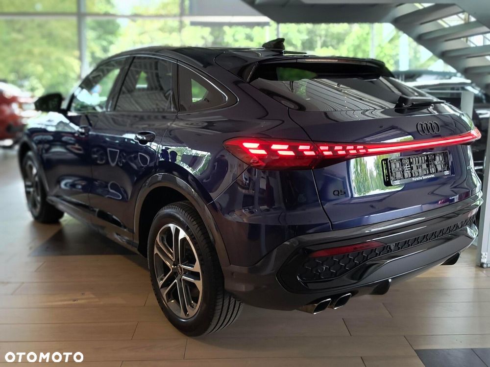 Audi Q5 Sportback - 6