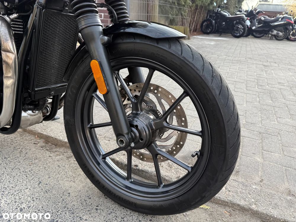 Triumph Speed Twin - 17