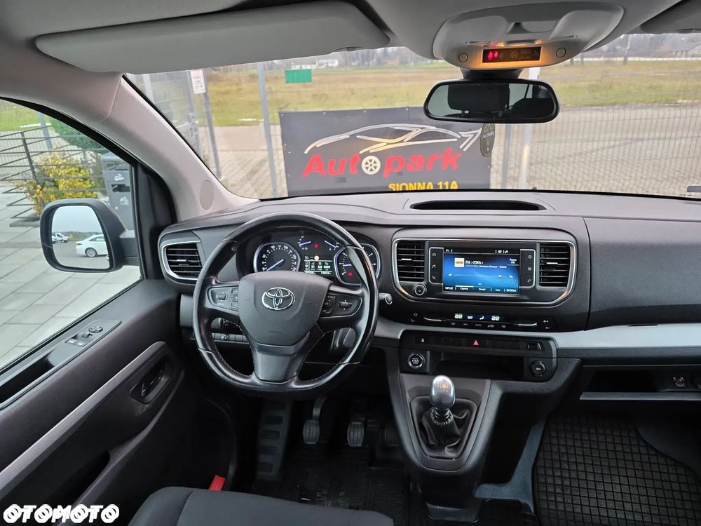 Toyota Proace Verso 2.0 D4-D Medium VIP - 29