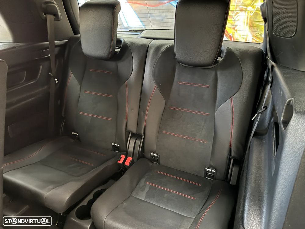 Mercedes-Benz GLB 200 d AMG Line - 11