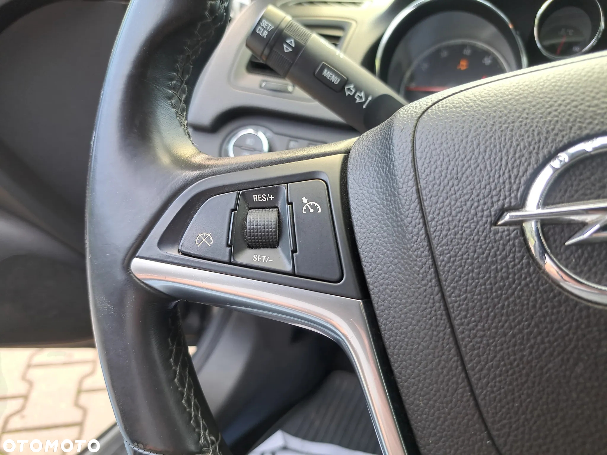 Opel Insignia 1.6 Edition - 12