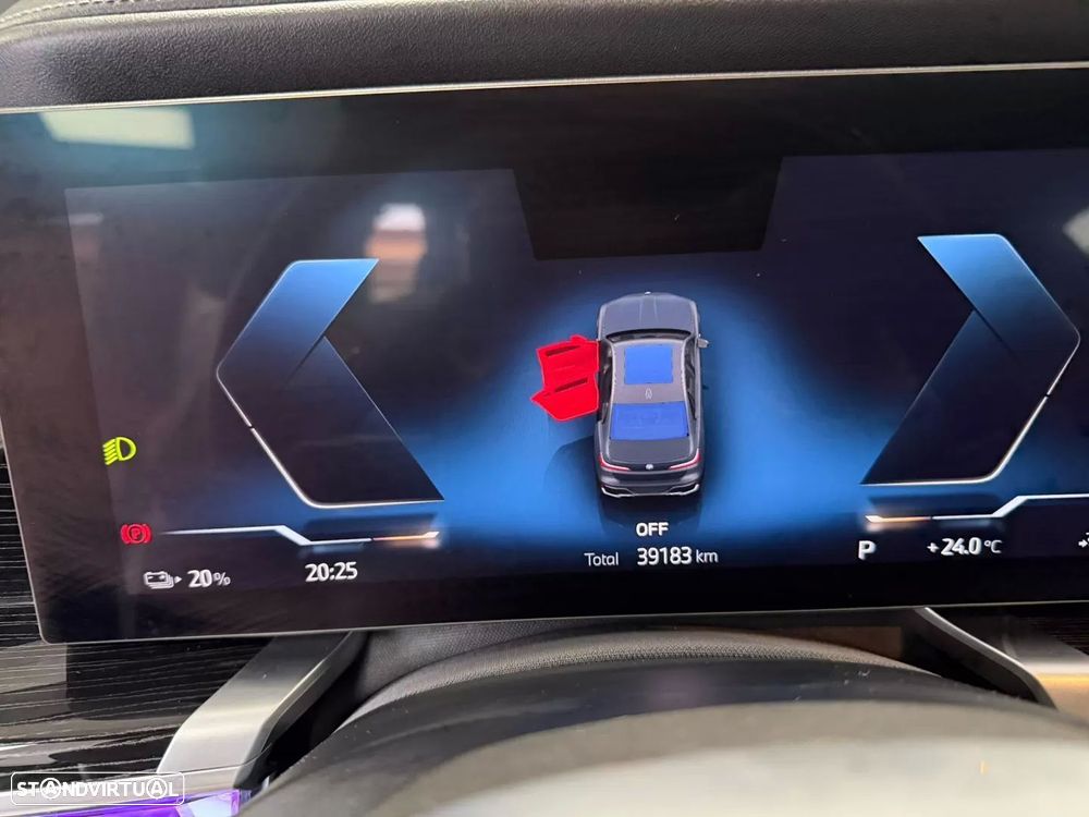 BMW i7 eDrive50 Pack Desportivo M - 42