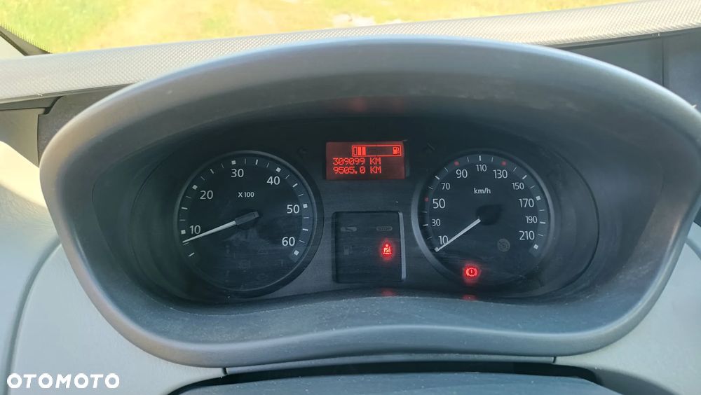 Renault Trafic - 14