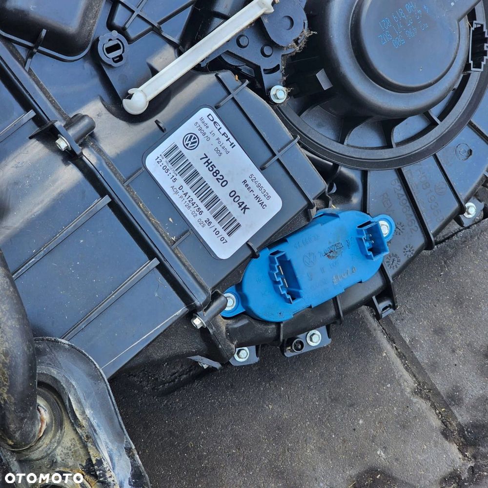 VW T5 MULTIVAN nagrzewnica dmuchawa climatronic TYŁ 7H5820004K - 3