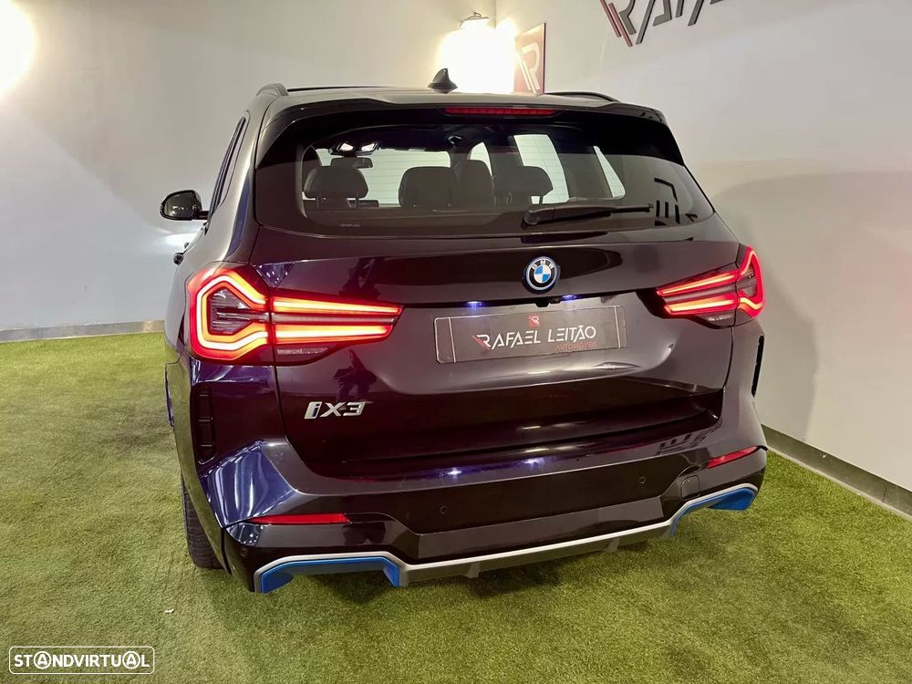 BMW iX3 M Sport Inspiring - 11