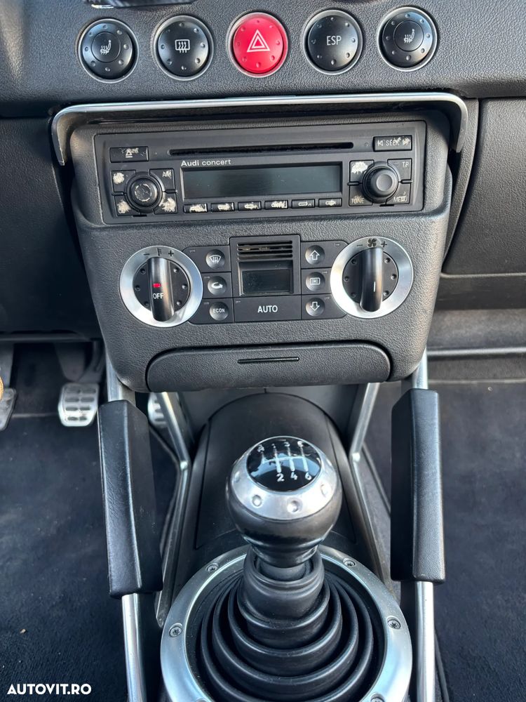 Audi TT 1.8 T quattro - 24