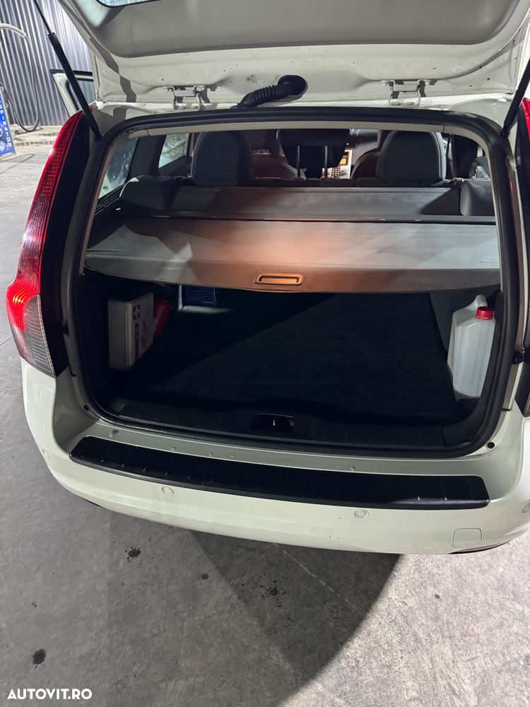 Volvo V50 D3 Business Pro Edition - 12