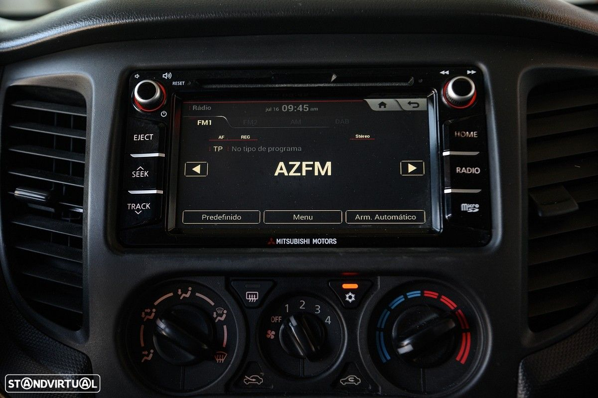 Mitsubishi L200 2.4 DI-D CD Invite Space Cab 3L 4WD - 23