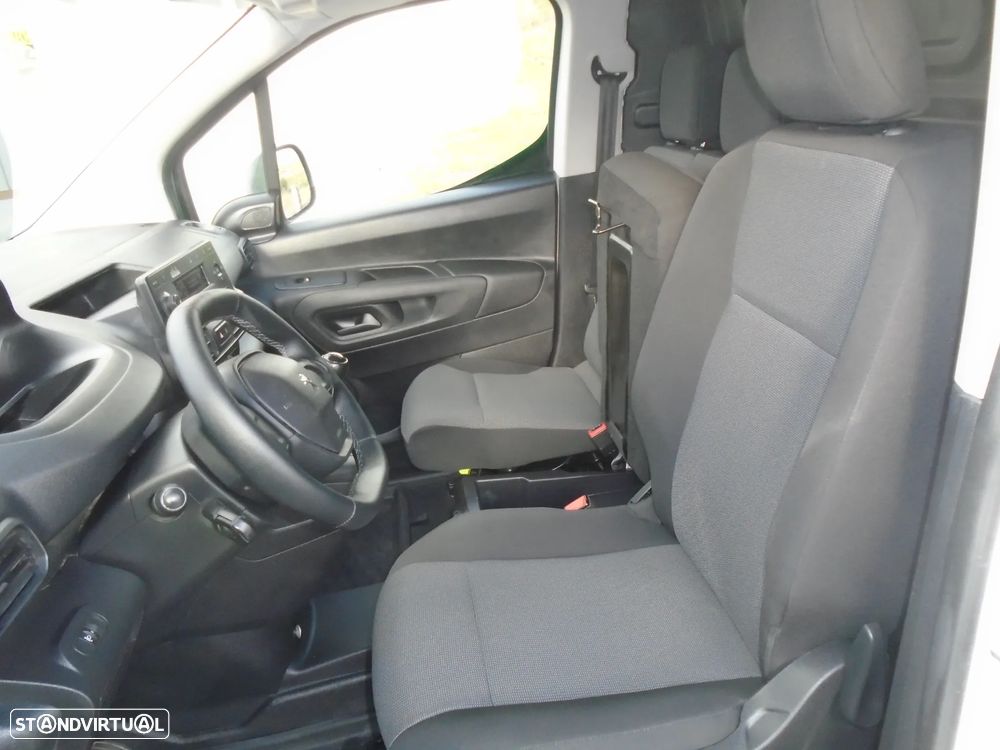 Peugeot PARTNER  LONGA-3 LUGARES 102 CV-NACIONAL-IVA DEDUTIVEL - 22