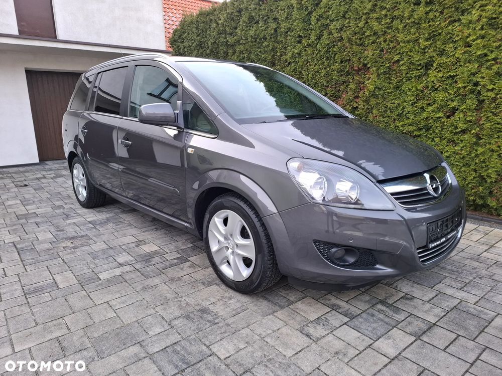 Opel Zafira 1.8 Innovation 110 Jahre - 2