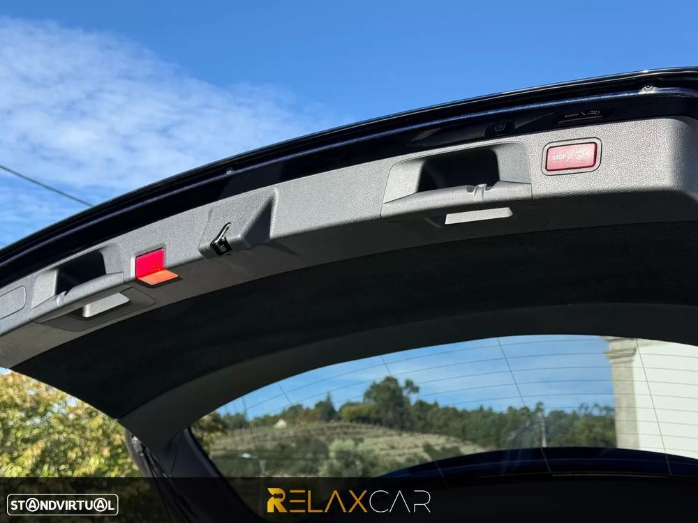 Mercedes-Benz E 300 de T 9G-TRONIC AMG Line - 24