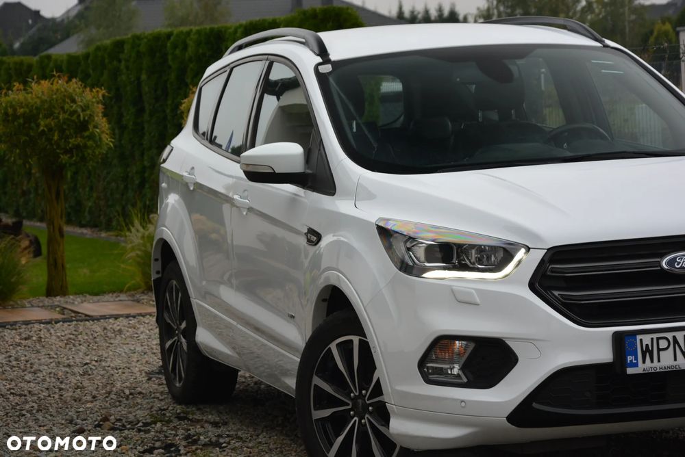 Ford Kuga 2.0 TDCi 4x4 ST-Line - 21