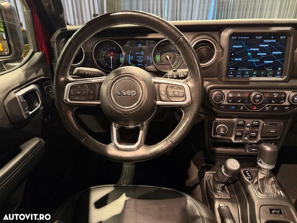 Jeep Wrangler - 25