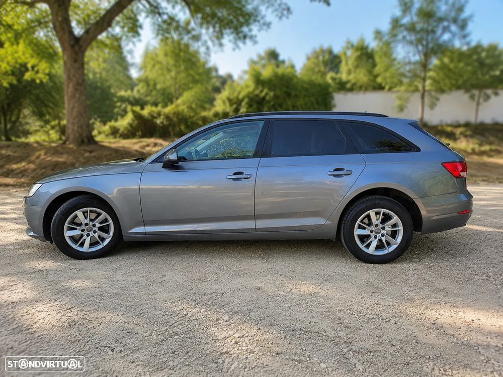 Audi A4 Avant 2.0 TDI Business Line - 2