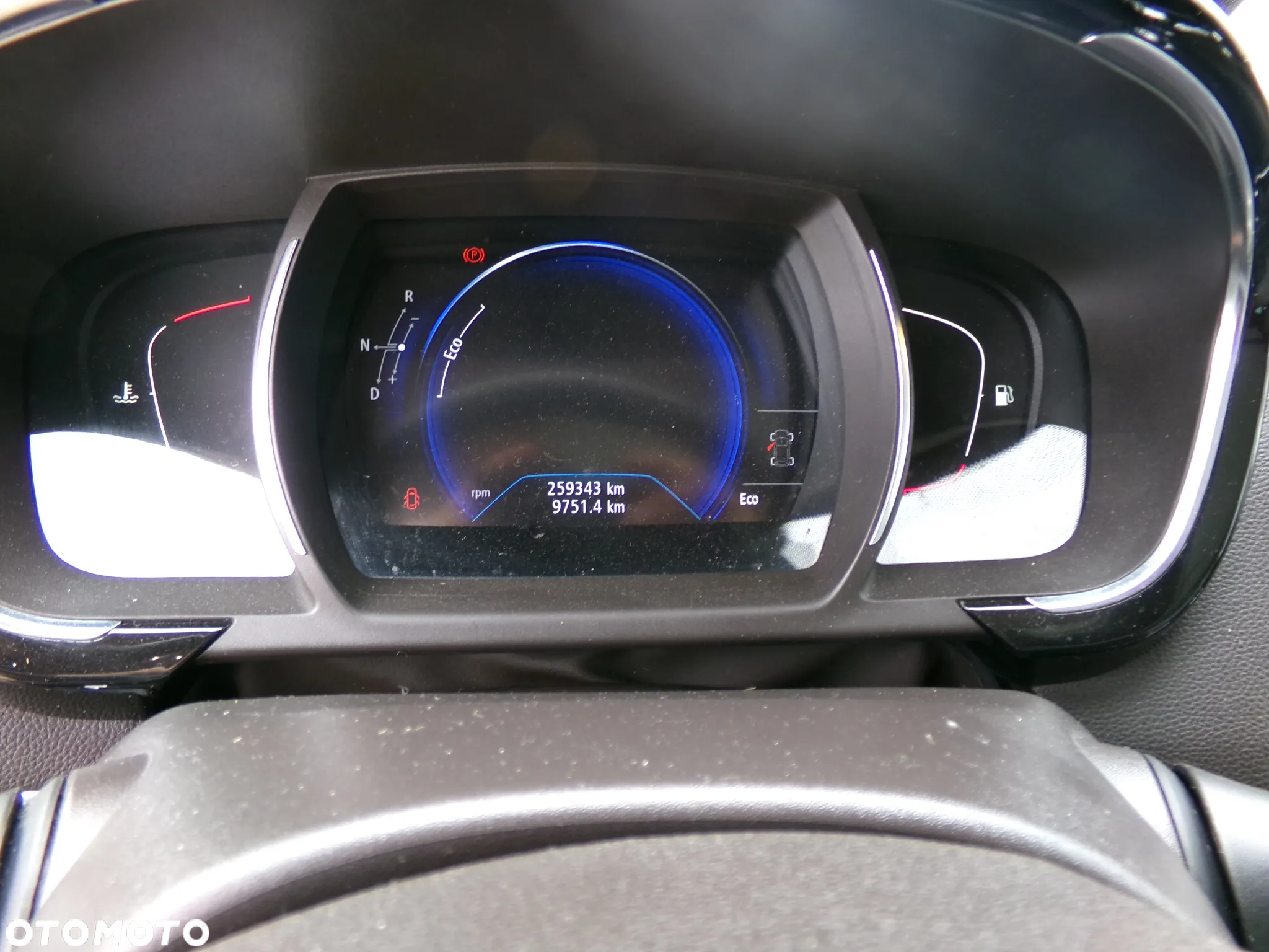 Renault Espace 1.6 dCi Energy Initiale Paris EDC 7os - 21