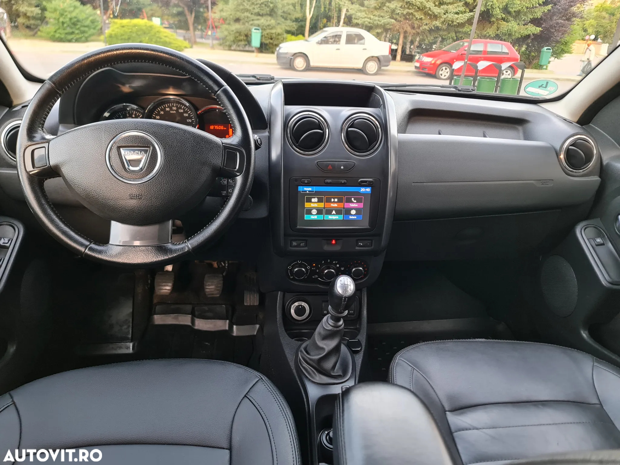 Dacia Duster dCi 110 FAP 4x4 Prestige - 4