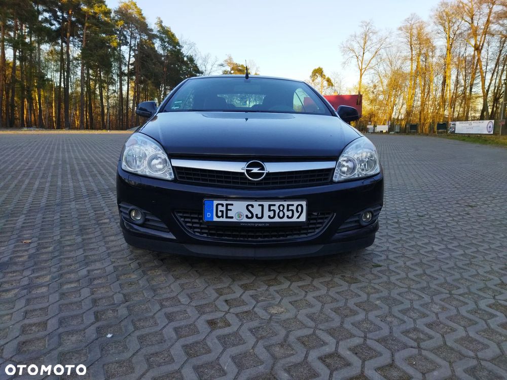 Opel Astra 1.8 Edition 111 Jahre - 8