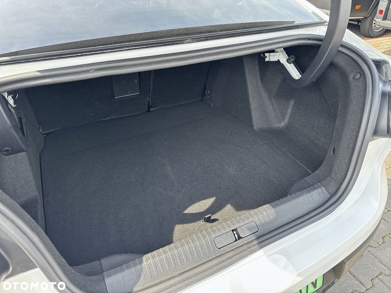Citroën C4X e-C4 X EV136 50kWh Shine Pack - 6