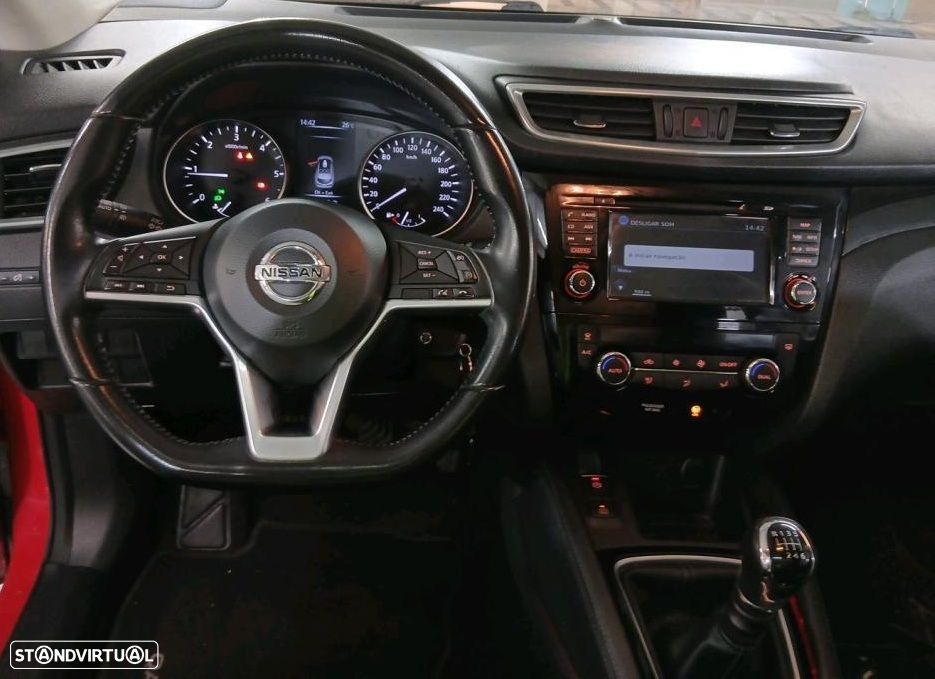 Nissan Qashqai 1.5 dCi N-Connecta - 4