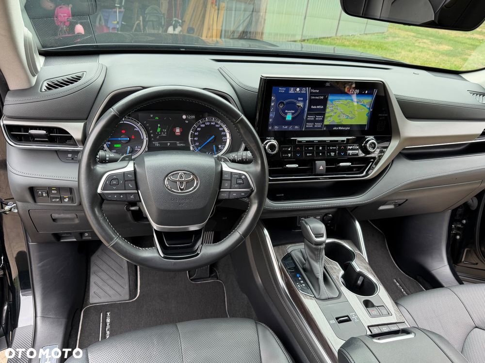 Toyota Highlander 2.5 Hybrid Executive - 28