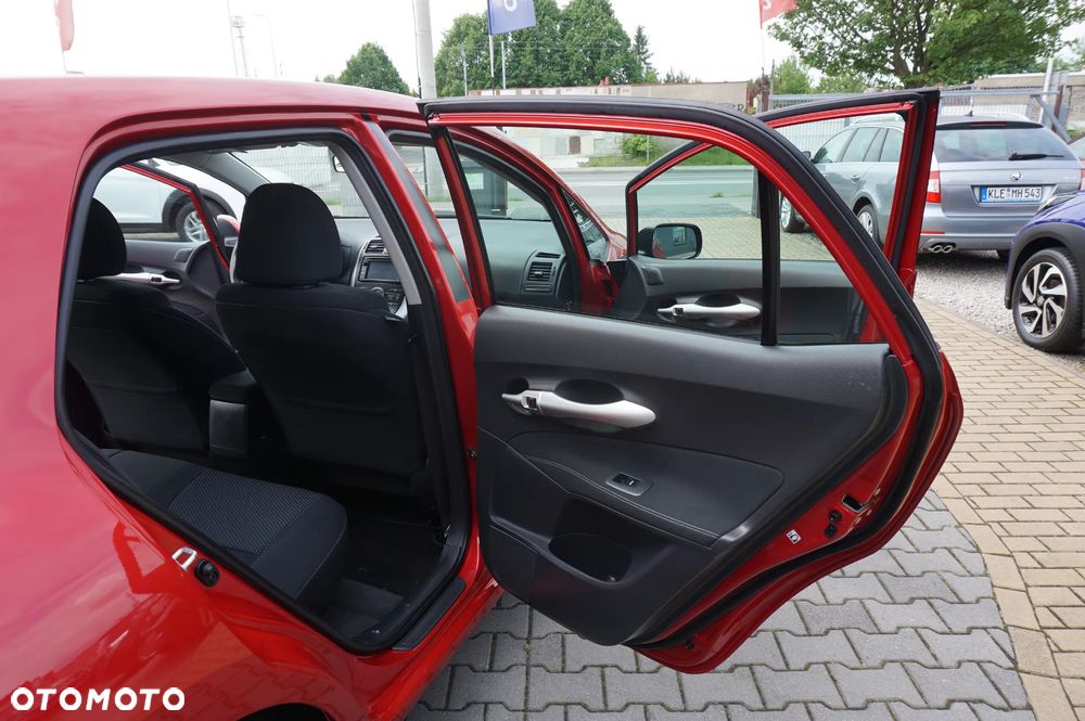 Toyota Auris 1.6 Executive - 29