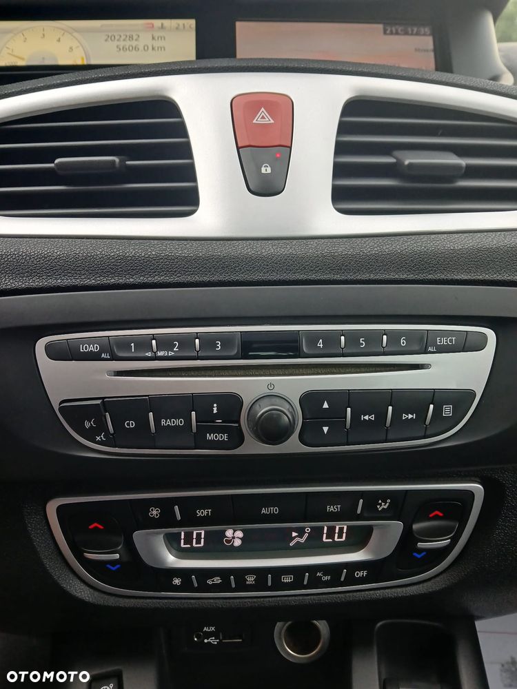Renault Scenic - 8