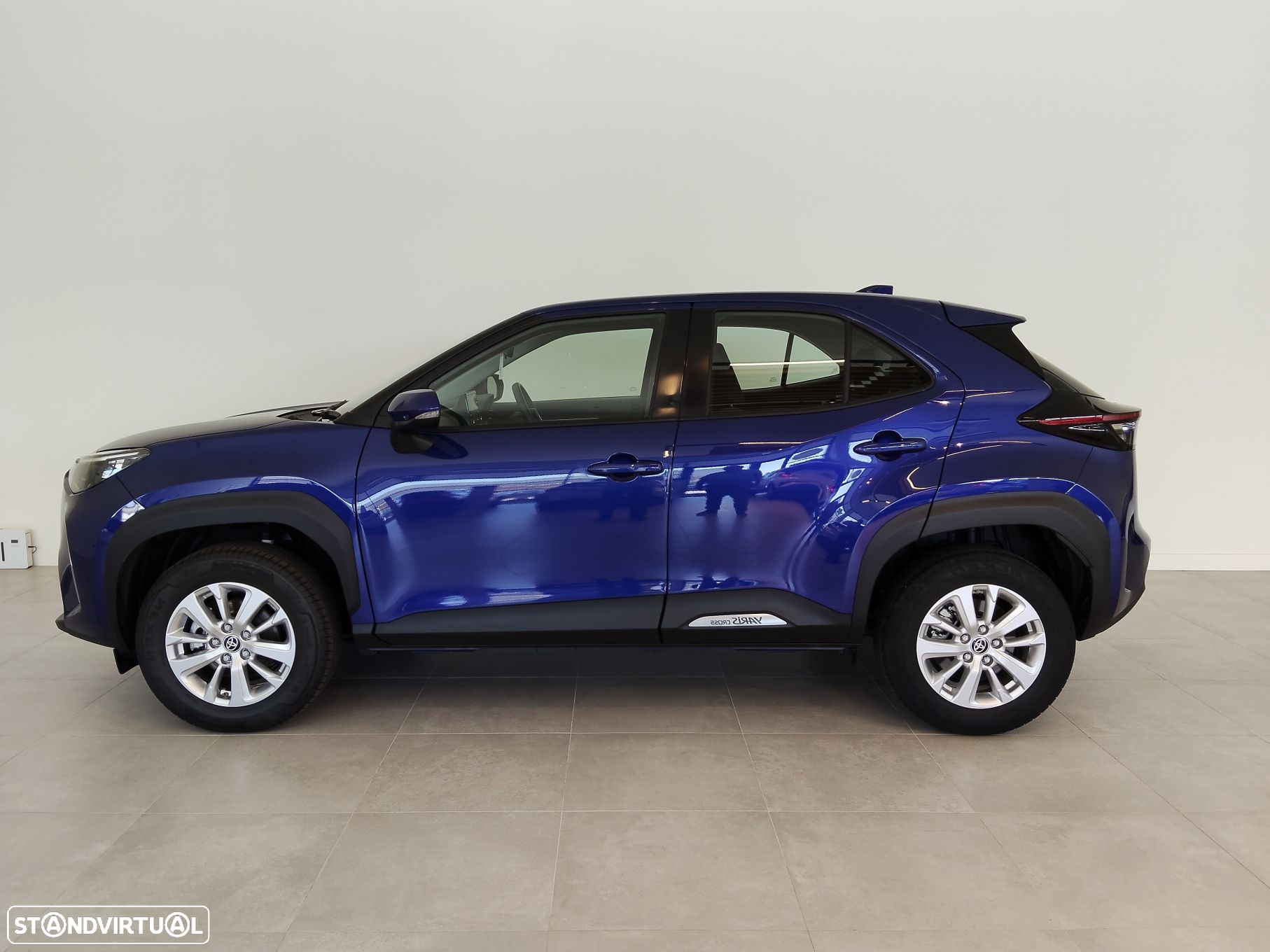 Usado Toyota Yaris Cross 2024 - 24 750 EUR, 33 606 km - Standvirtual.com