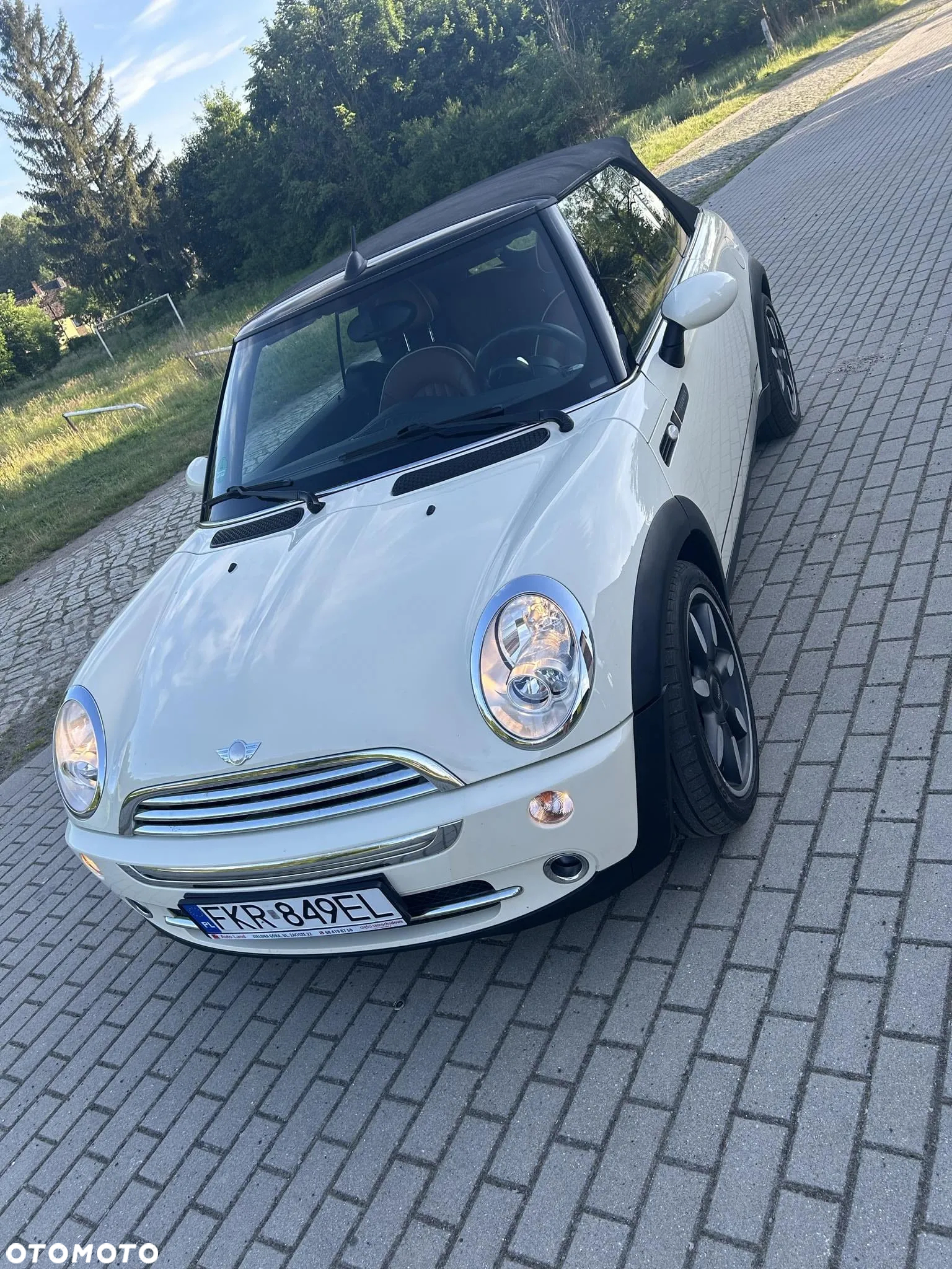 MINI Cooper Standard - 15