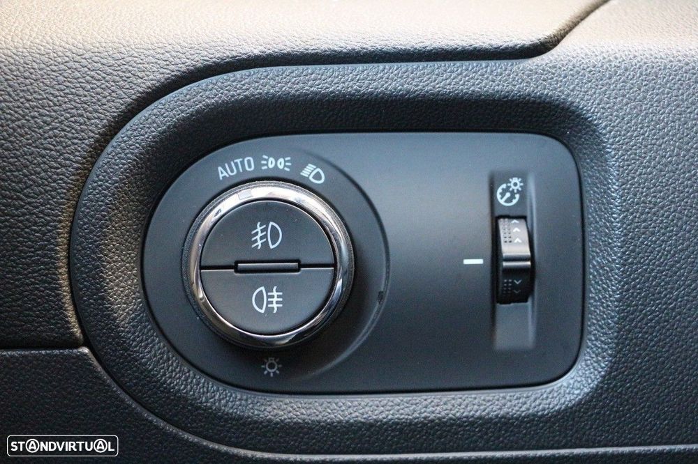 Opel Grandland X 1.2 T Ultimate AT - 35