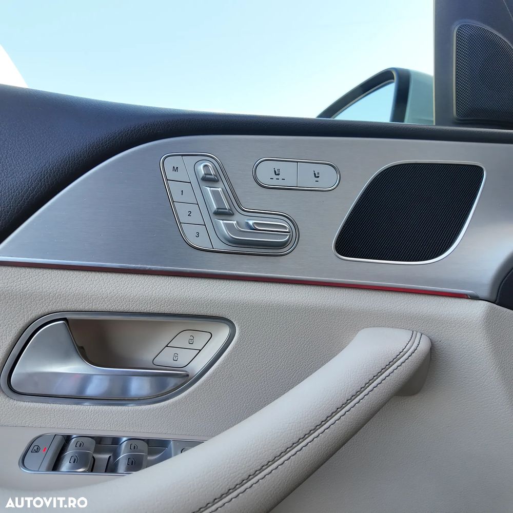 Mercedes-Benz GLE 300 d 4Matic 9G-TRONIC AMG Line - 2