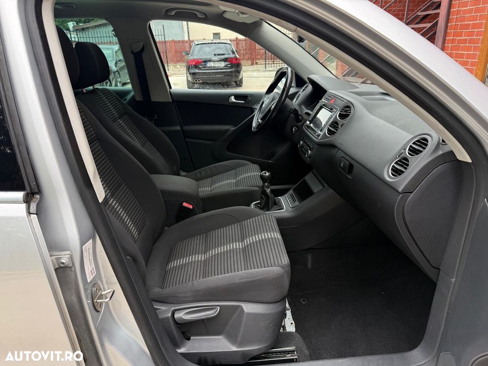 Volkswagen Tiguan - 25