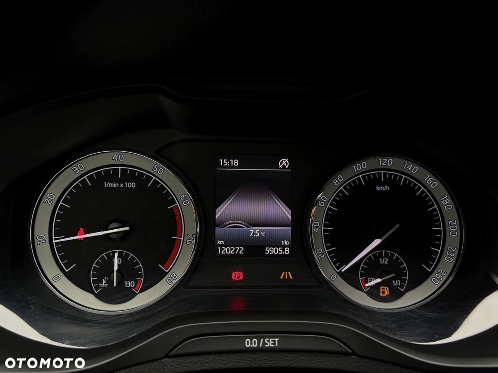 Skoda Karoq 1.5 TSI ACT 4x2 Style - 22