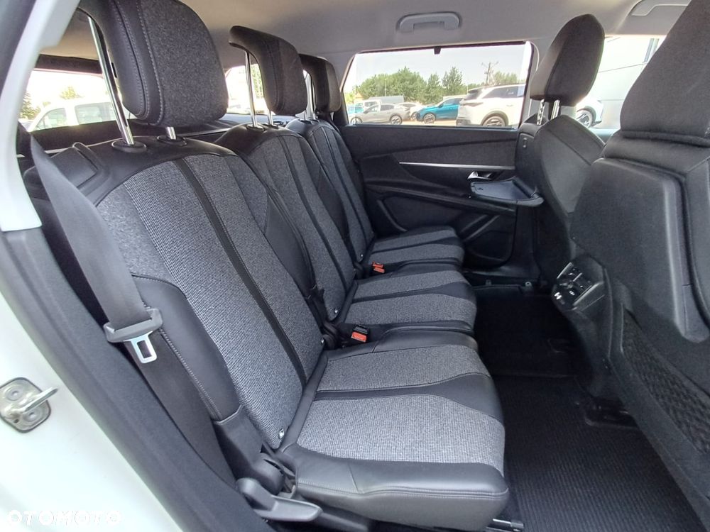 Peugeot 5008 1.2 PureTech Allure S&S - 7