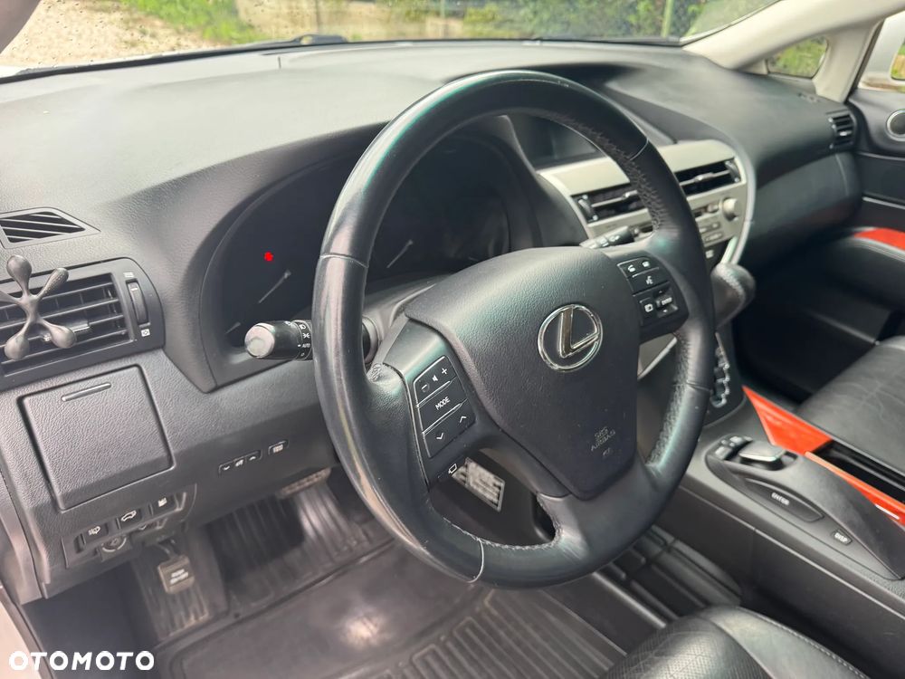 Lexus RX - 17