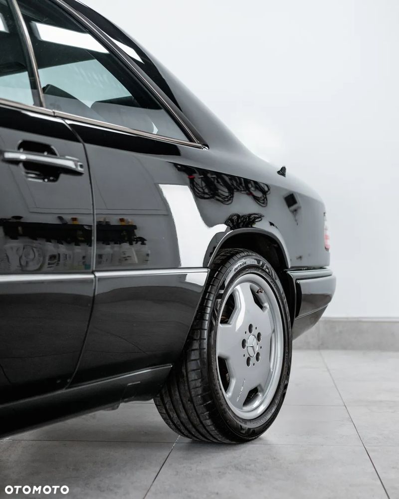 Mercedes-Benz W124 (1984-1993) - 9