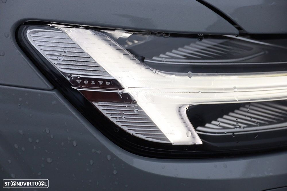 Volvo V60 2.0 T6 AWD TE Plus Dark - 33