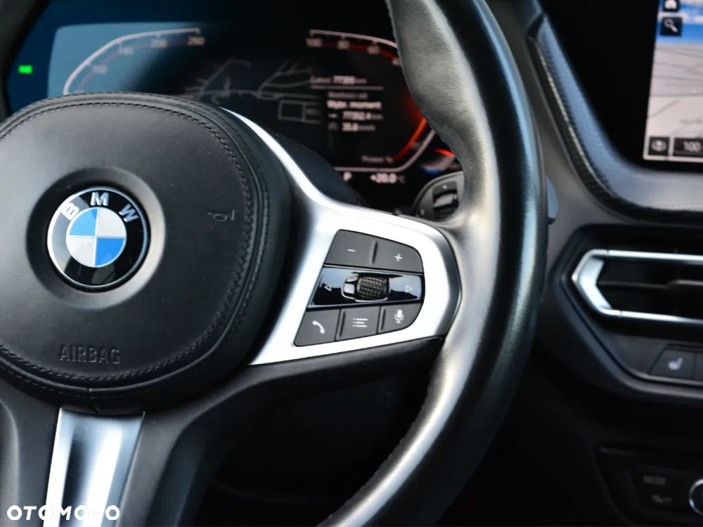 BMW Seria 1 118i M Sport - 17