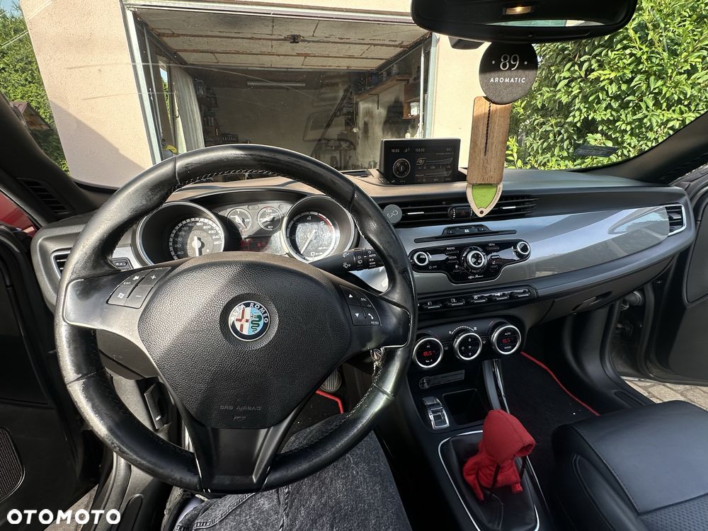 Alfa Romeo Giulietta - 5