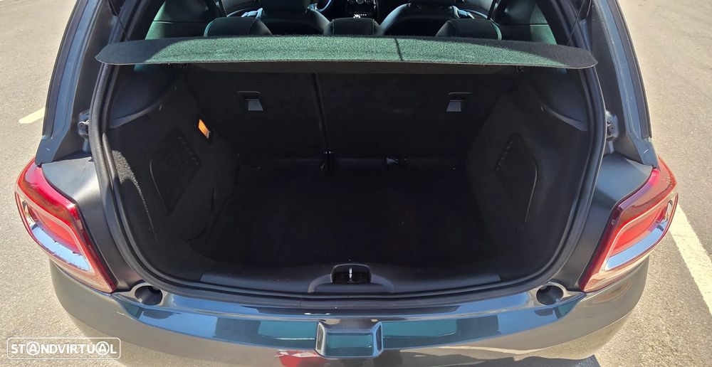 Citroën DS3 1.6 HDi Airdream Sport Chic - 10