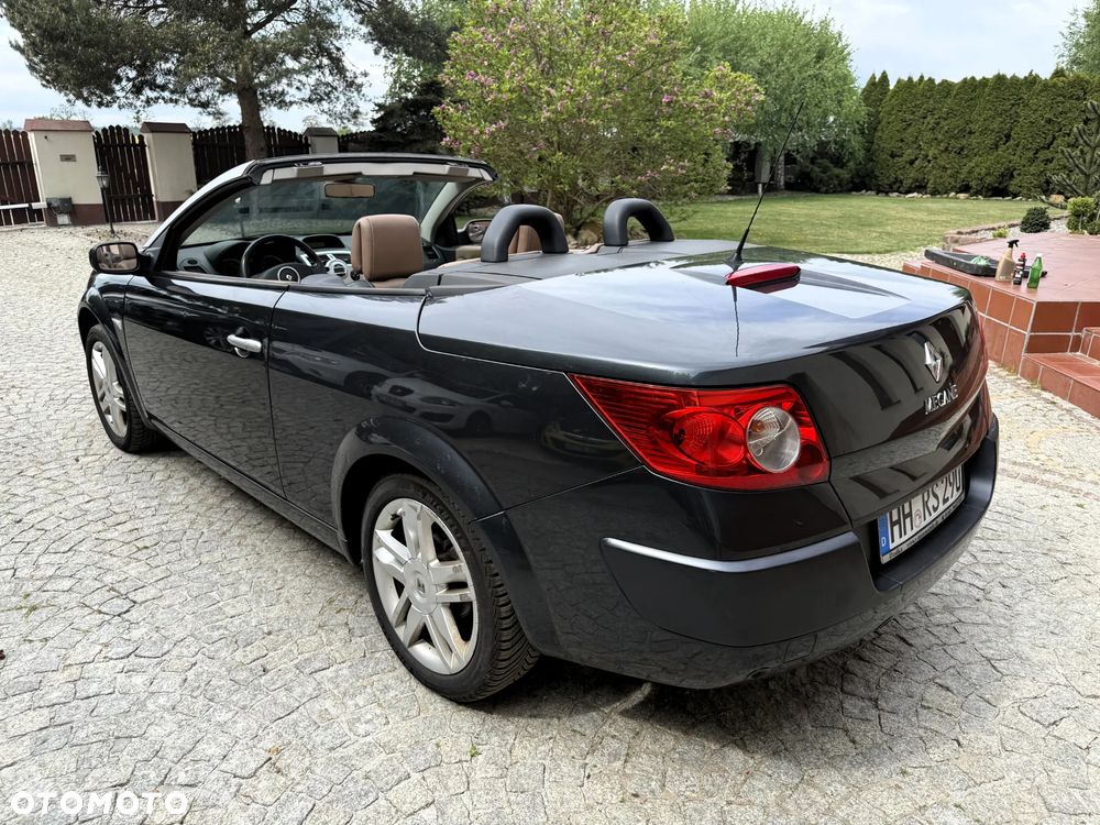 Renault Megane 1.6 Privilege - 20