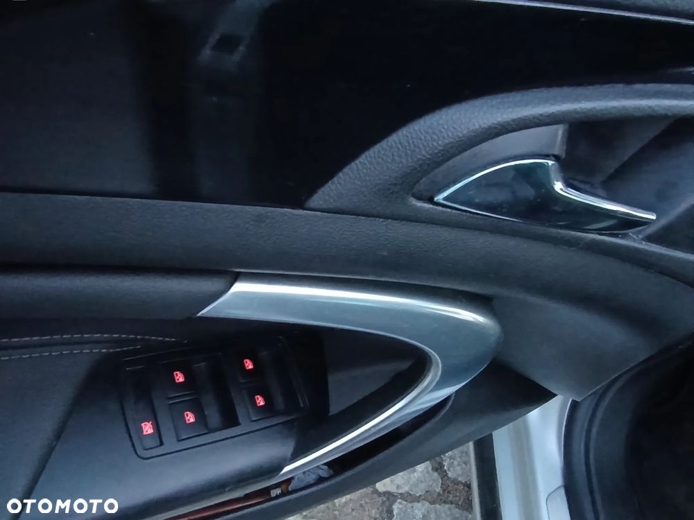Opel Insignia 2.0 CDTI Sport 4x4 - 13