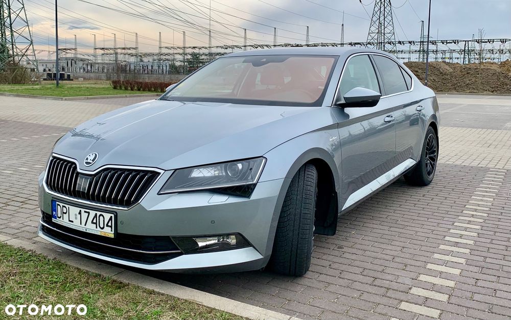 Skoda Superb 2.0 TDI L&K DSG - 2
