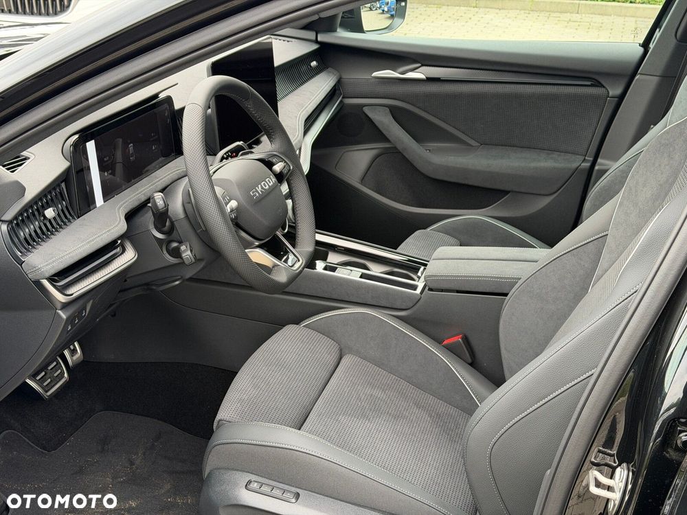 Skoda Superb 2.0 TDI SCR 4x4 Sportline DSG - 12