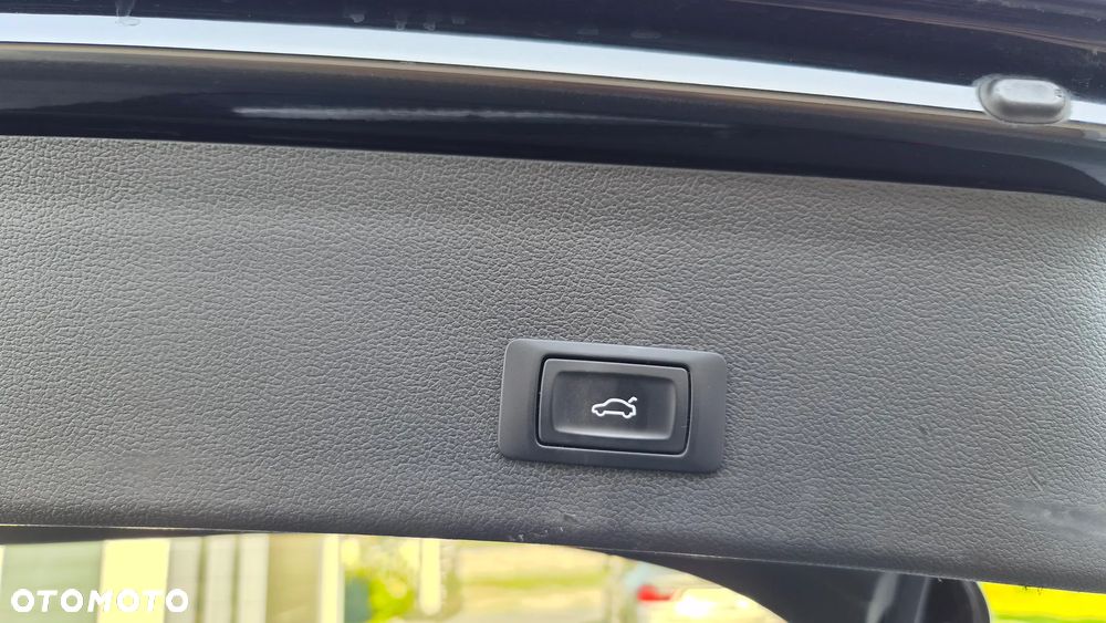 Audi A4 Avant 2.0 TDI DPF S line Sportpaket - 37